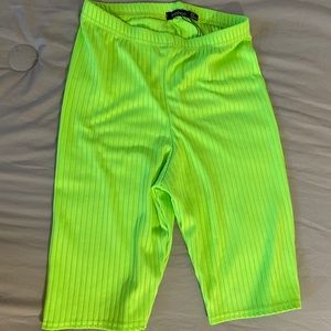 Boohoo brain green biker shorts